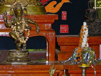 Ganesha & Kwan Im Garlanded